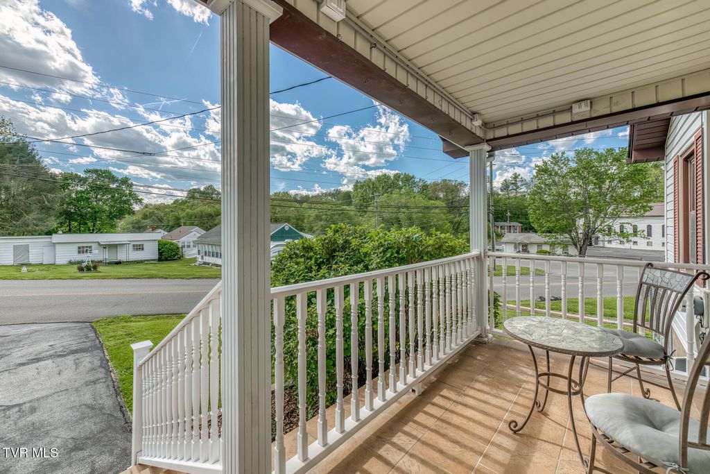 Photo of 75 24th Street, Bristol, TN 37620 (MLS # 9994511)