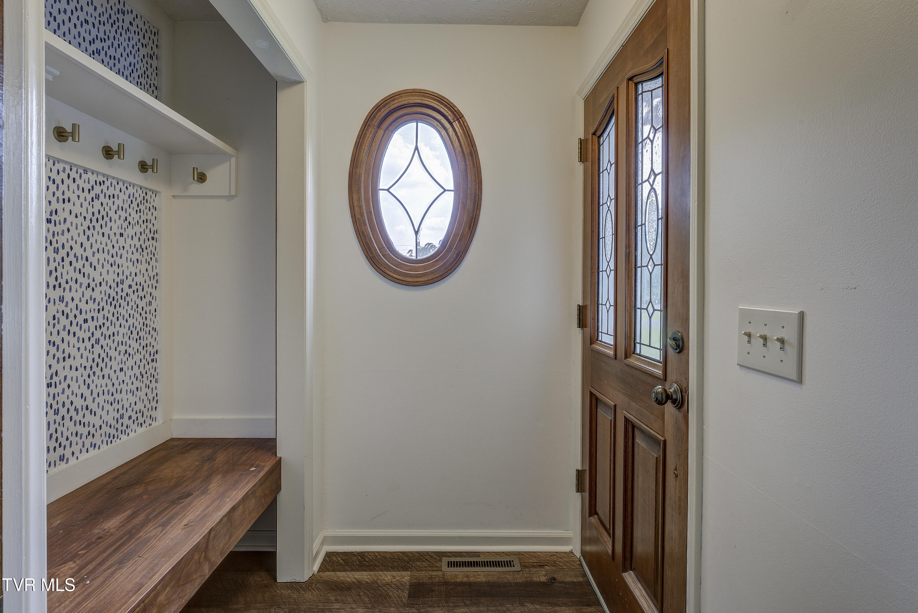 715 Powder Branch Road, Elizabethton, Tennessee image 12