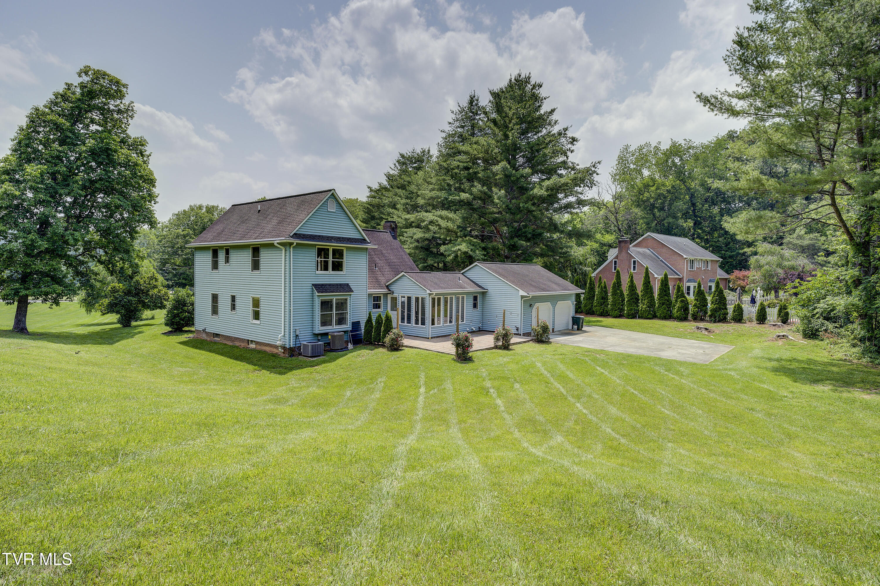 715 Powder Branch Road, Elizabethton, Tennessee image 7