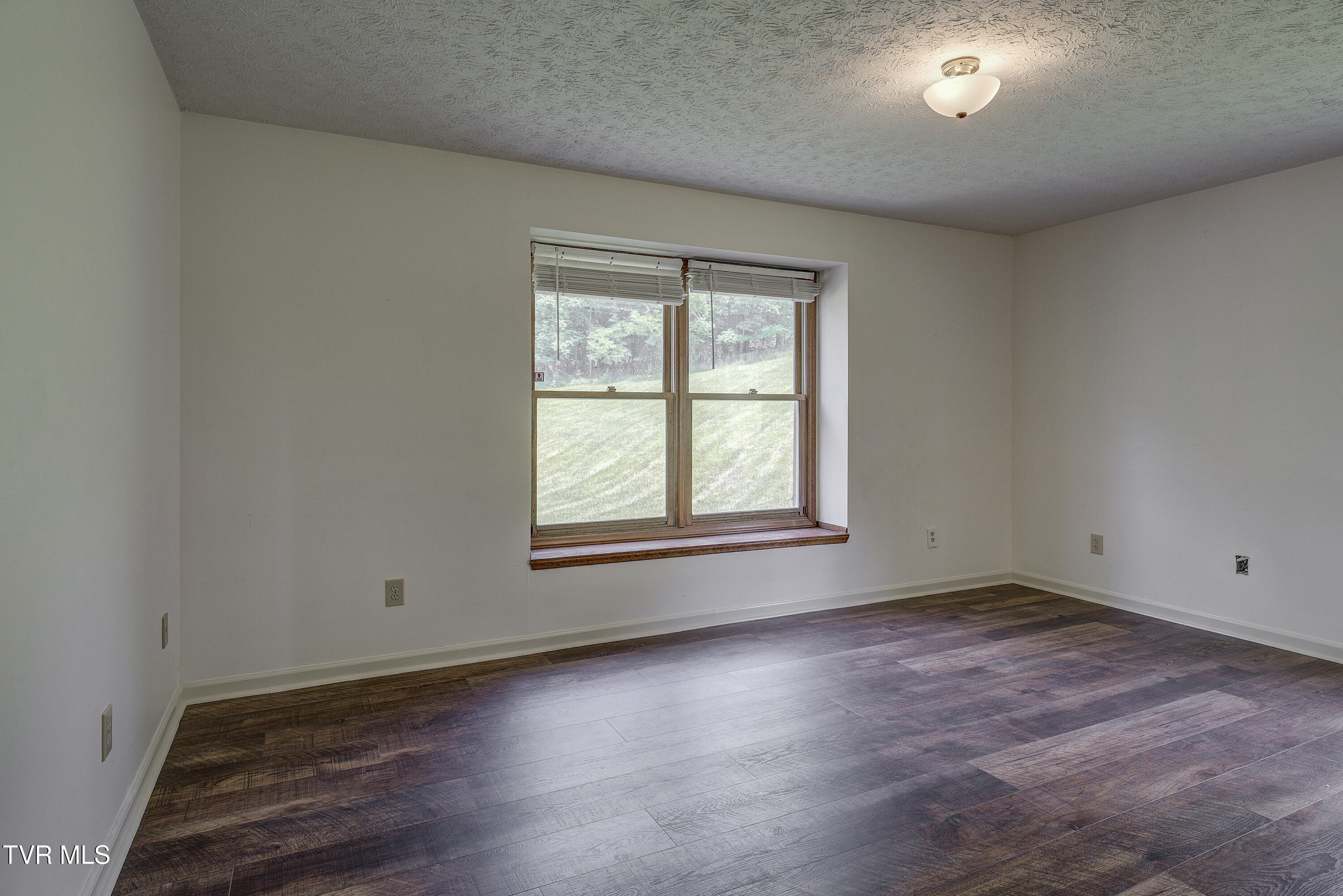 715 Powder Branch Road, Elizabethton, Tennessee image 27