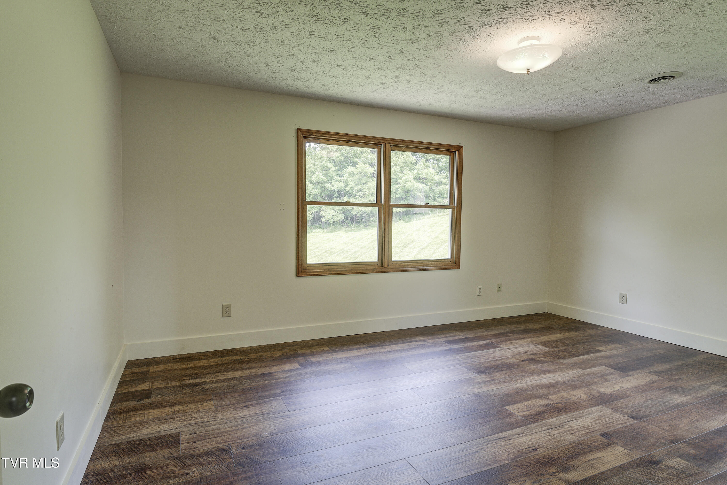 715 Powder Branch Road, Elizabethton, Tennessee image 37