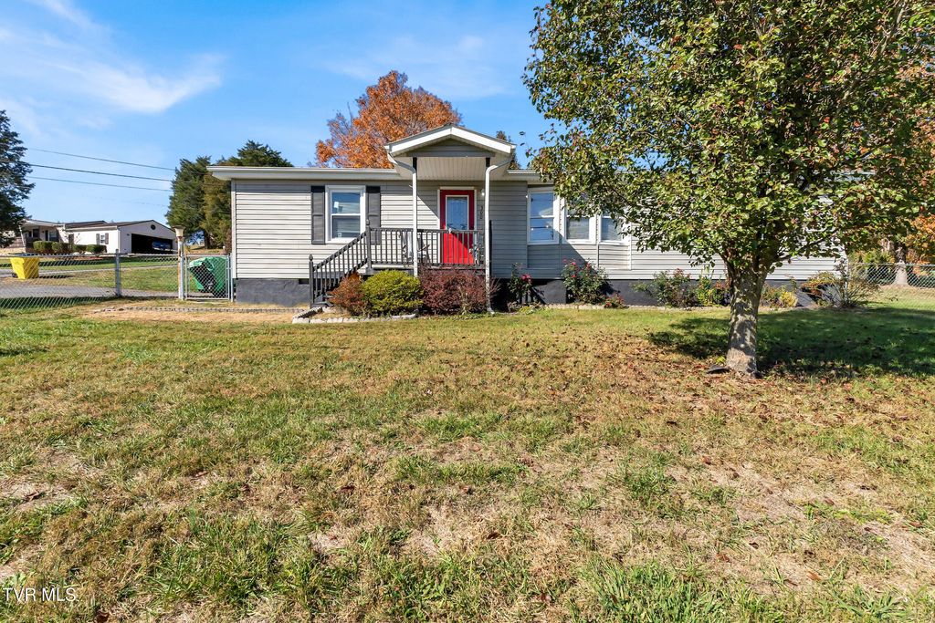 Photo of 300 Derby Drive, Kingsport, TN 37660 (MLS # 9990341)