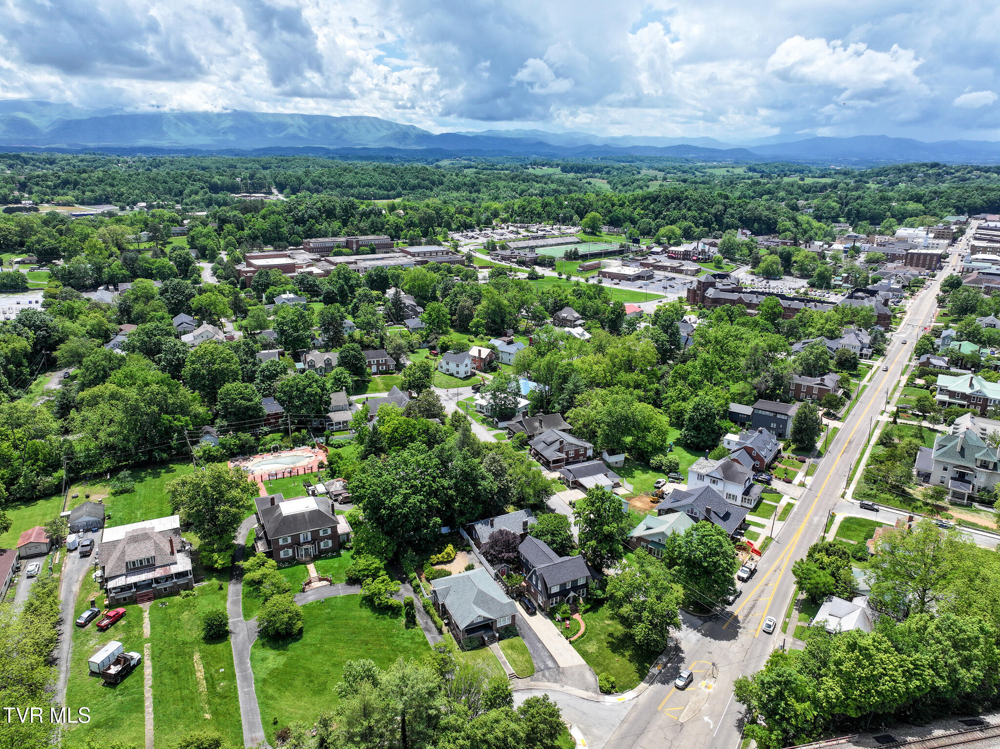 408 Main Street, Greeneville, Tennessee image 9