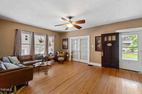 Tiny photo for 408 Main Street, Greeneville, TN 37745 (MLS # 9980319)