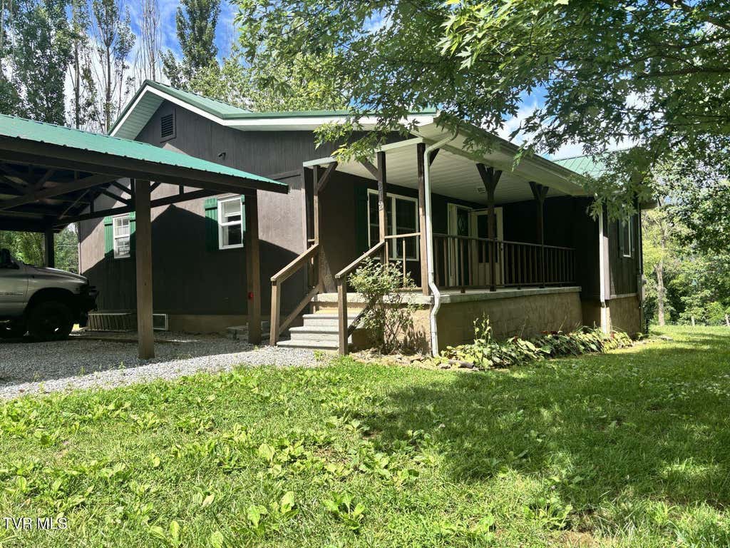 Photo of 212 Md Dugger Road, Elizabethton, TN 37643 (MLS # 9996977)