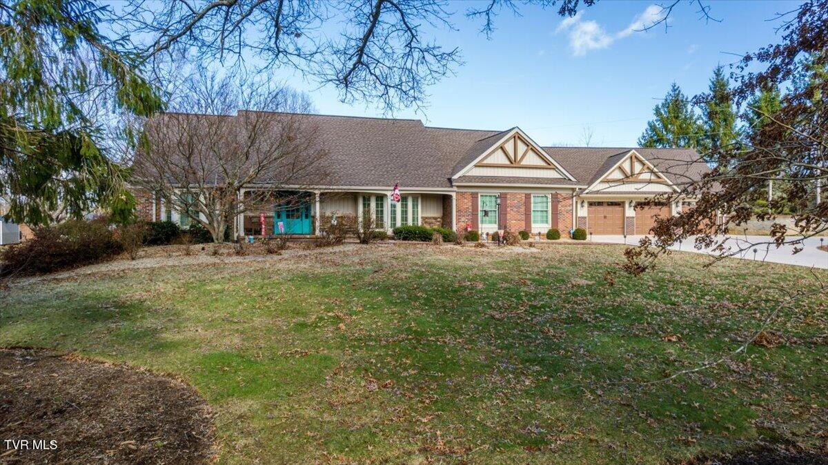 61 Fairway Drive, Bristol, Tennessee image 1