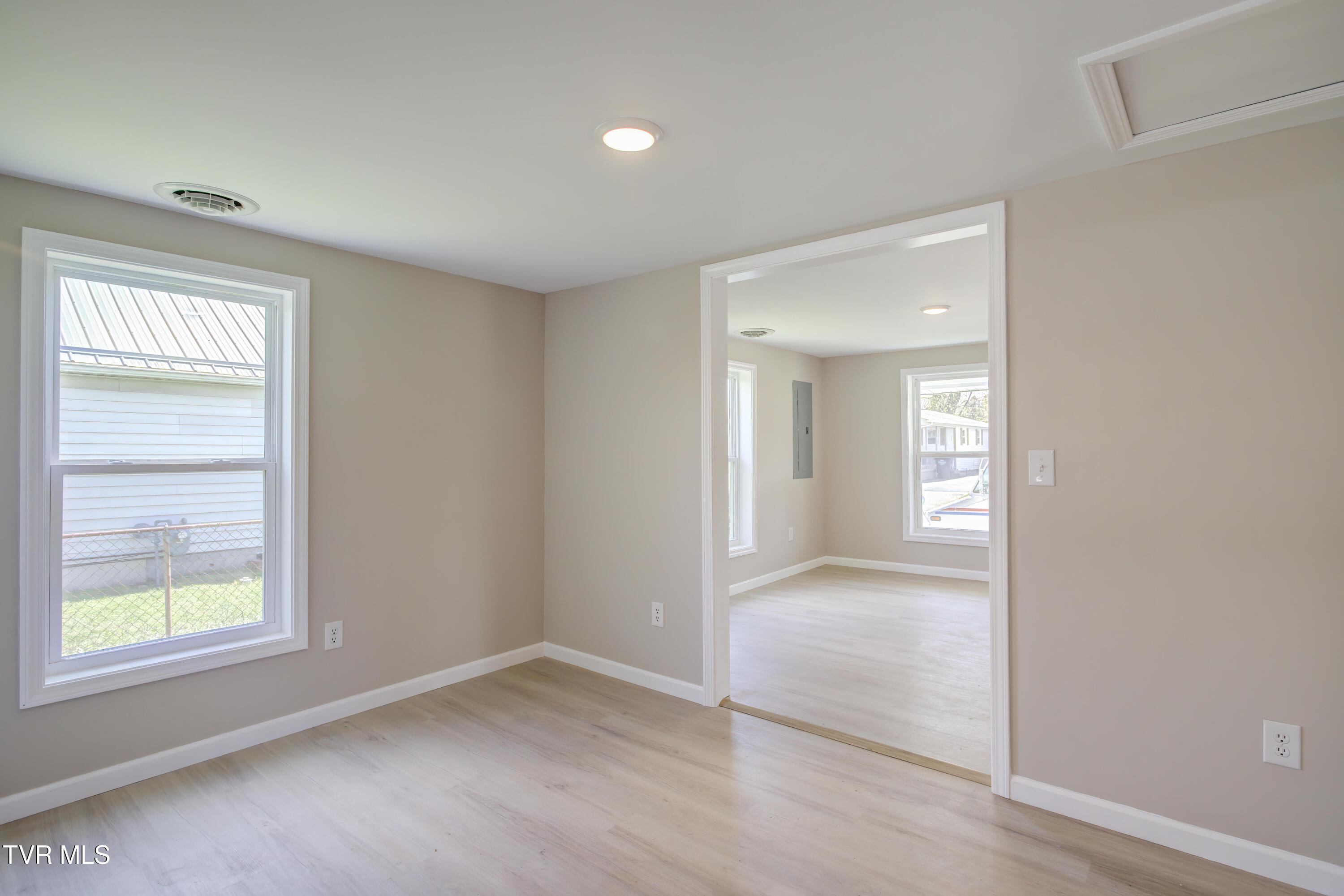 2304 Ashwood Ave Avenue, Kingsport, Tennessee image 13