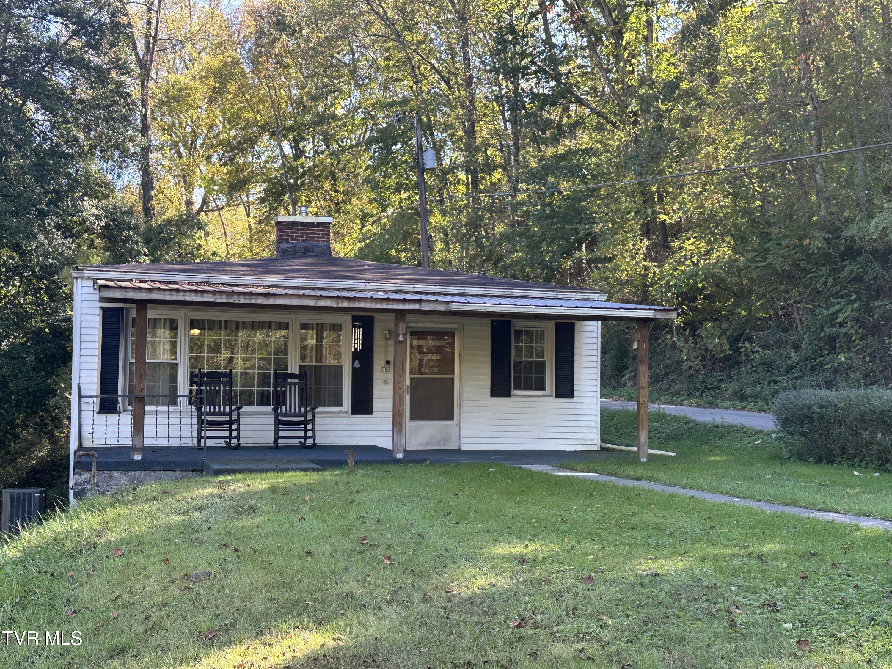 4635 Pierce Road, Norton, Virginia image 1