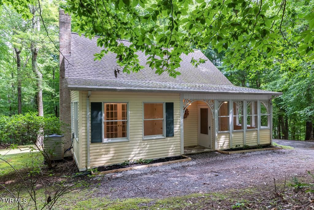 Photo of 12034 Waterhouse Lane, Meadowview, VA 24361 (MLS # 9990437)