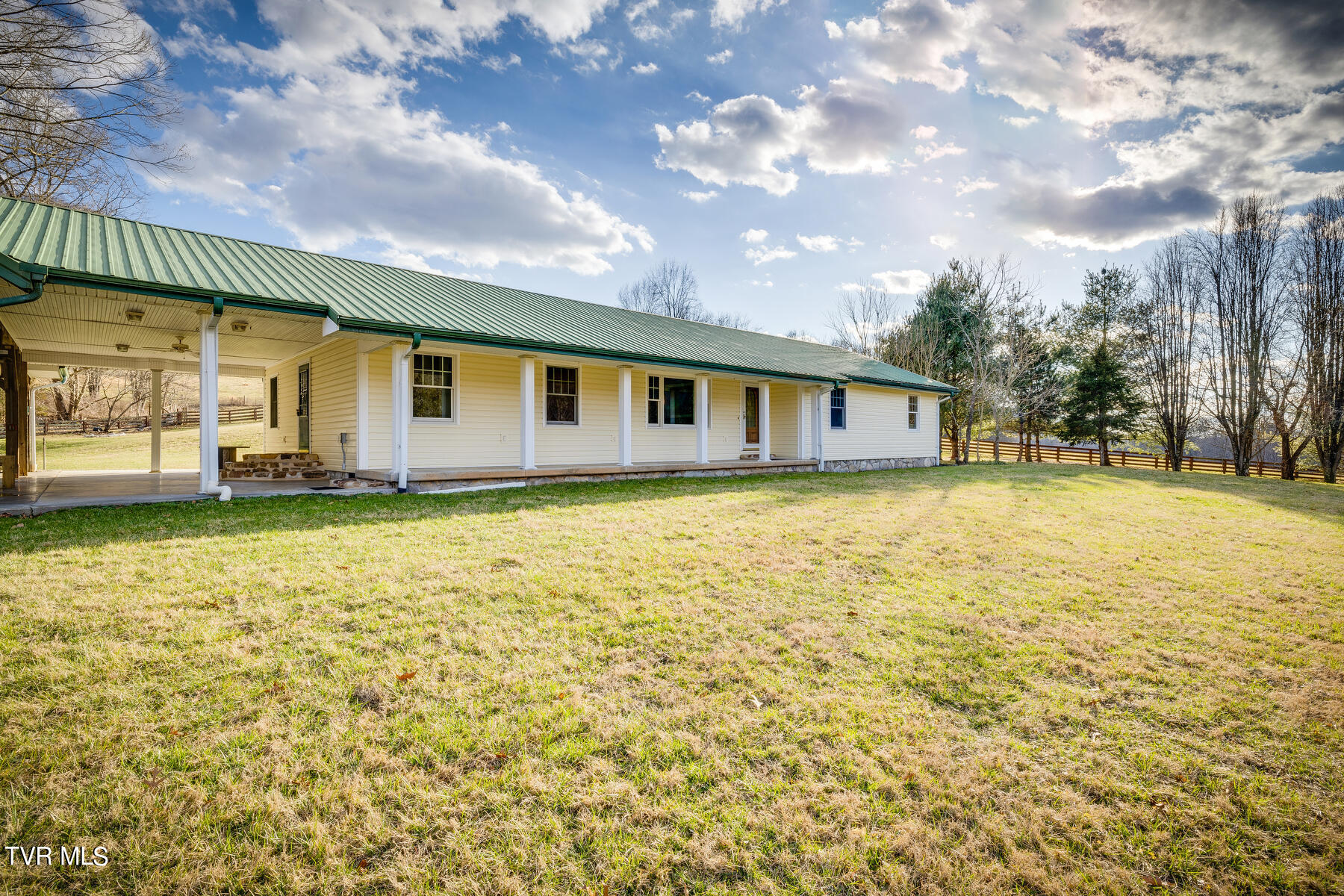 330 Ralph B Miner Drive, Jonesville, Virginia image 4