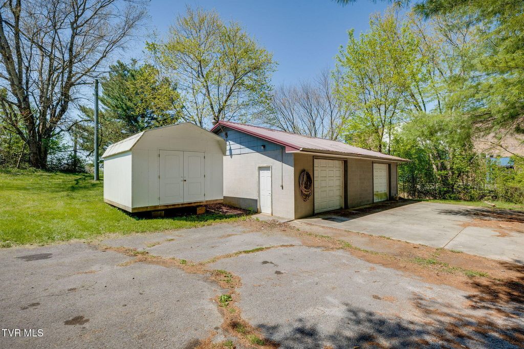 Photo of 143 Massengill Avenue, Blountville, TN 37617 (MLS # 9993697)