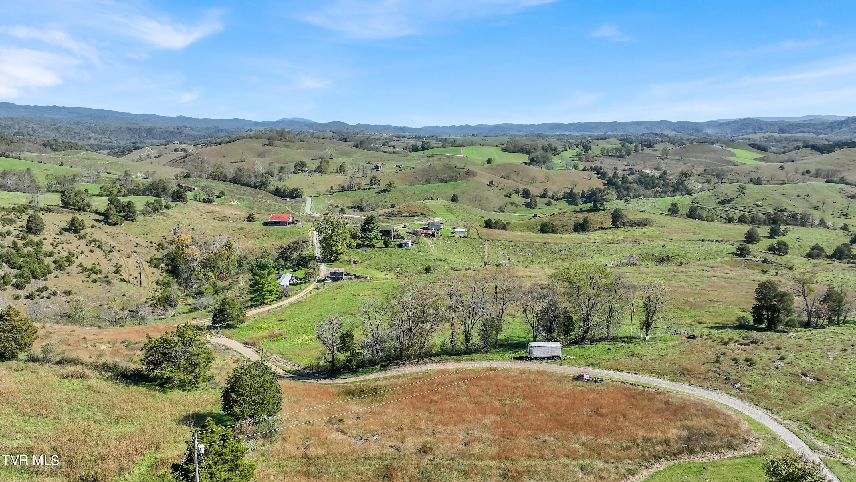 141 Pumplog Hollow, Castlewood, Virginia image 22