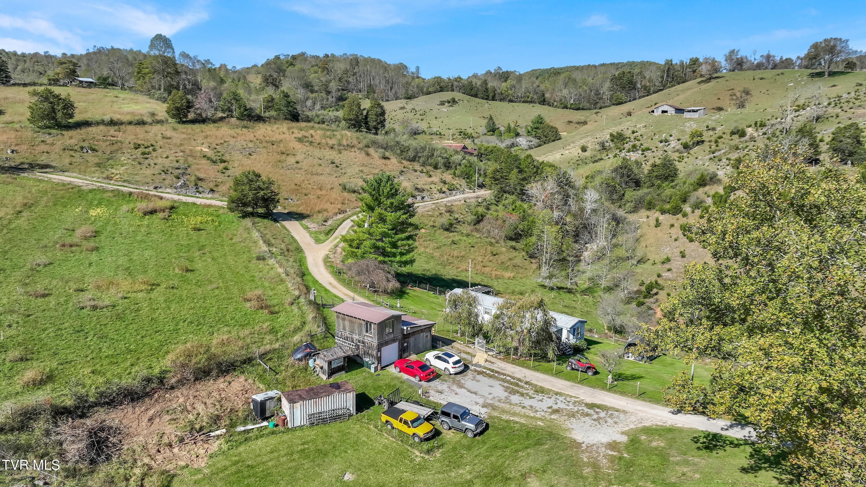 141 Pumplog Hollow, Castlewood, Virginia image 13