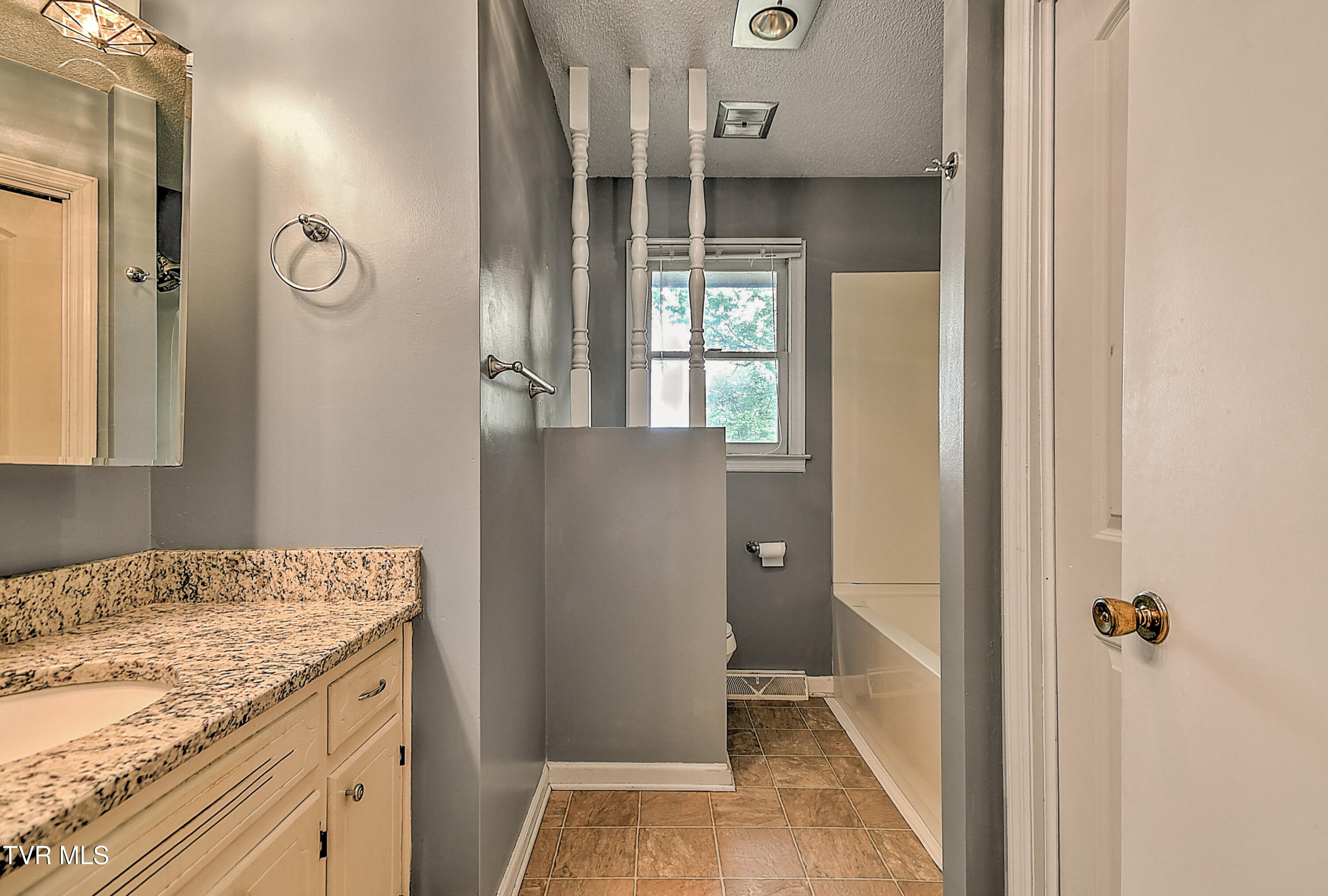 389 Heritage Drive, Bristol, Virginia image 21
