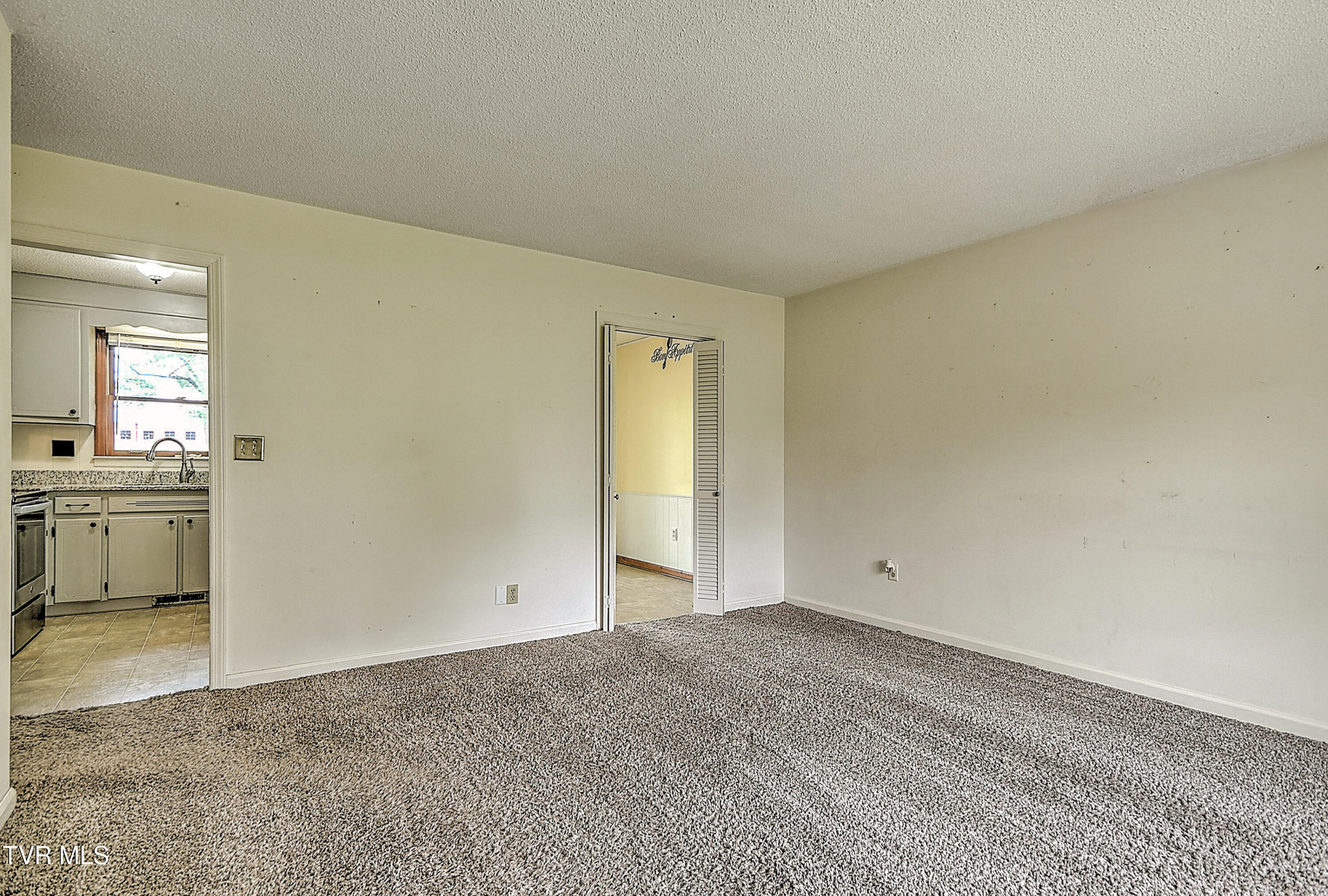 389 Heritage Drive, Bristol, Virginia image 7