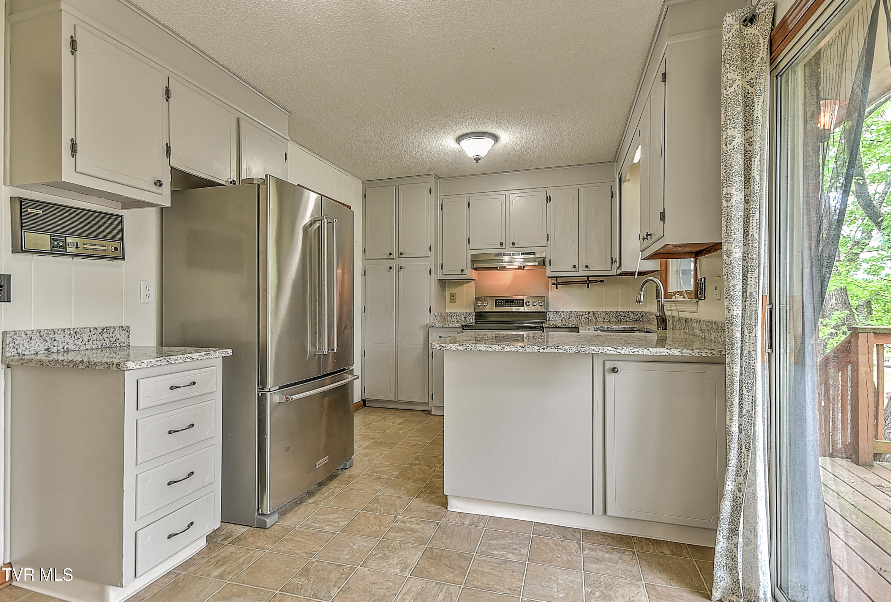 389 Heritage Drive, Bristol, Virginia image 12