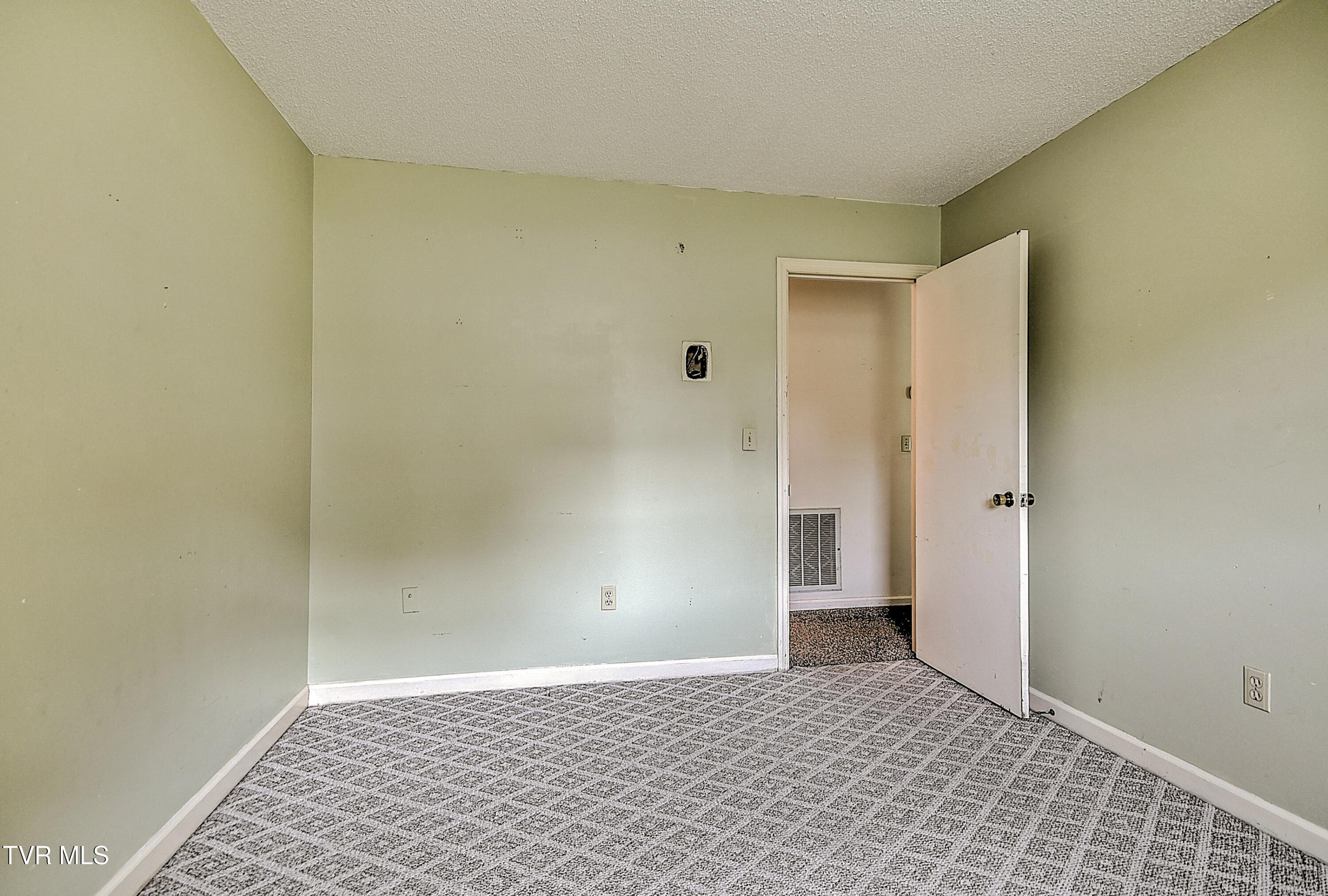 389 Heritage Drive, Bristol, Virginia image 24
