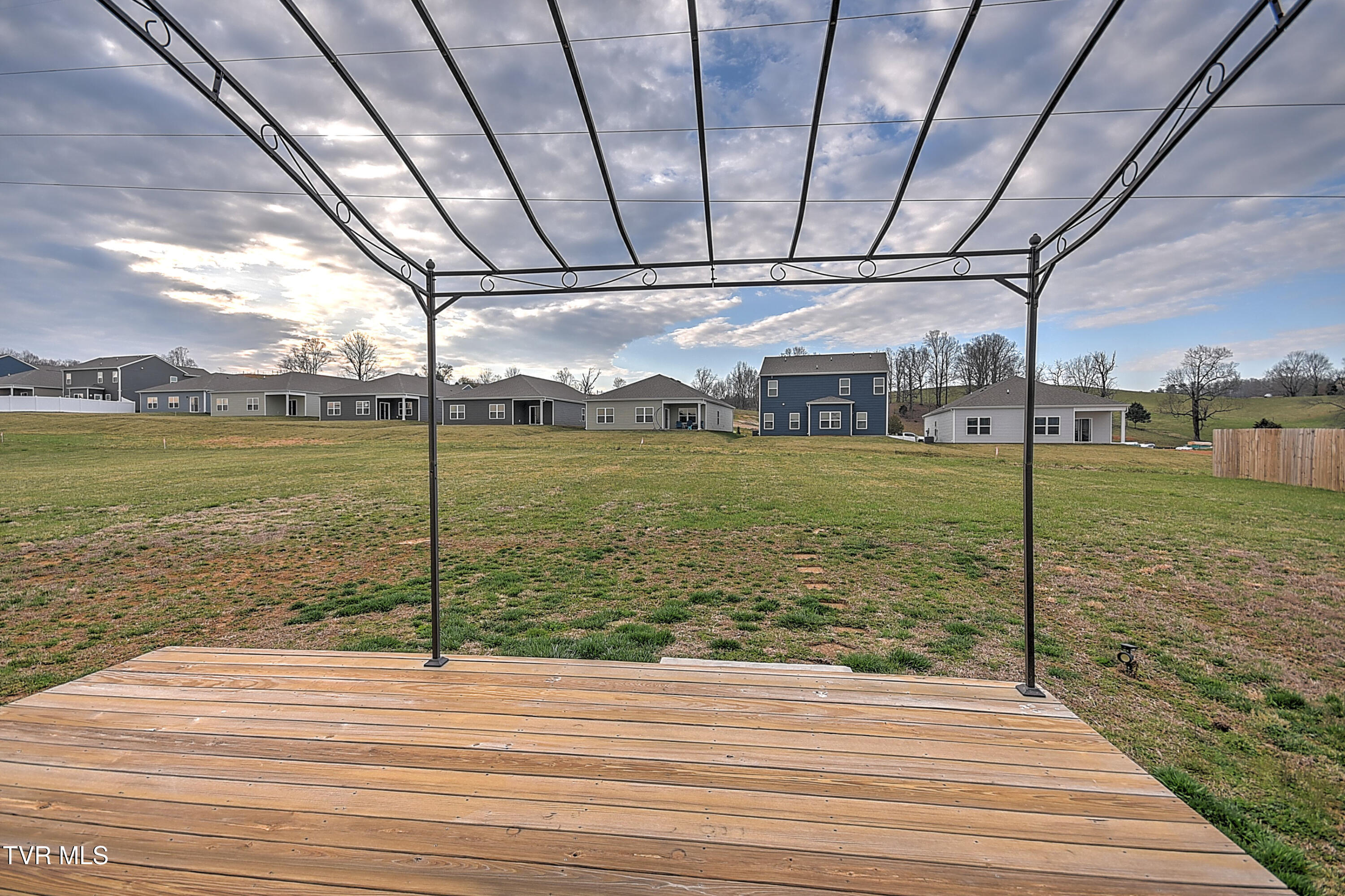 221 Thistle Drive, Bluff City, Tennessee image 37