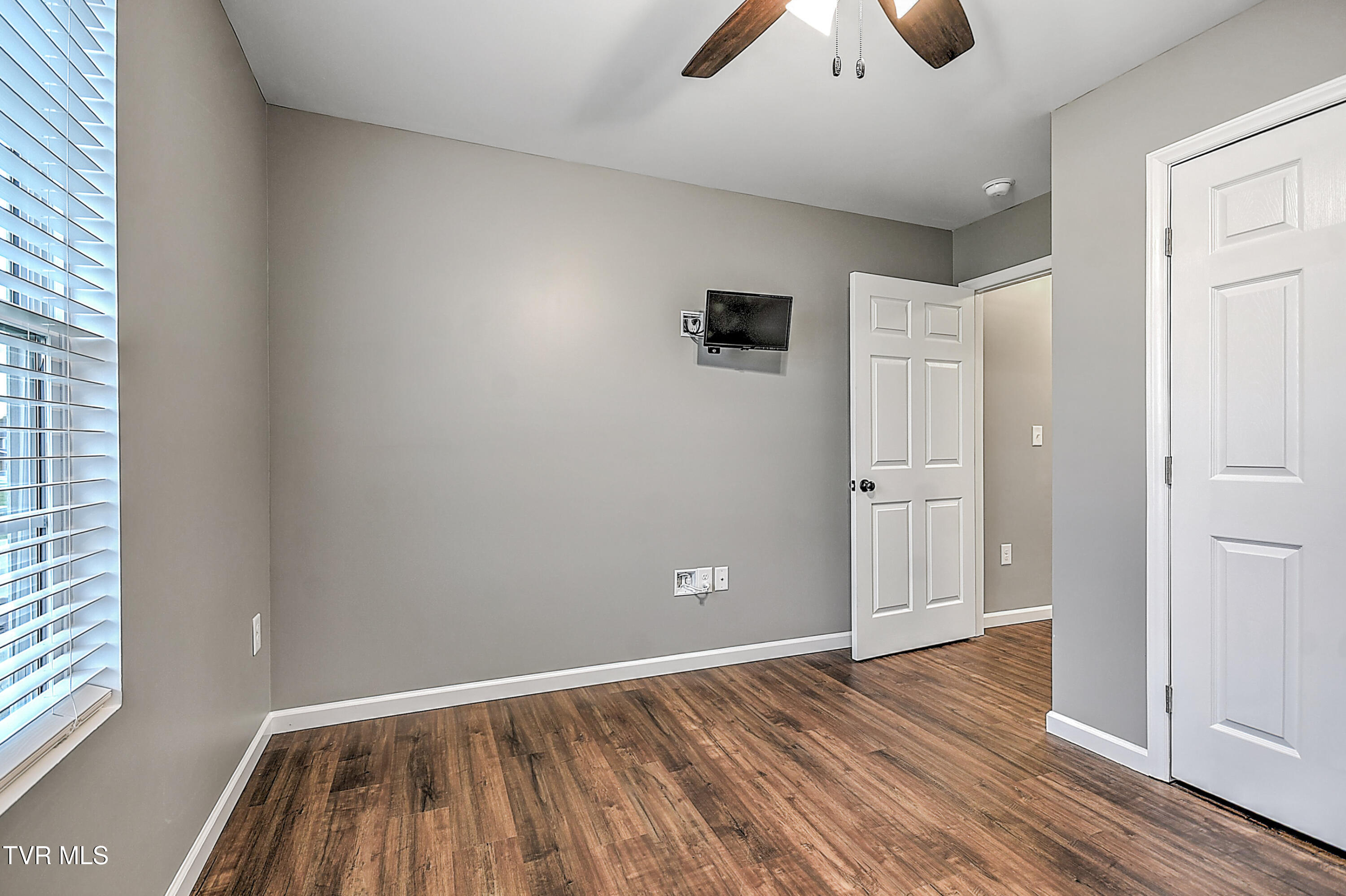 221 Thistle Drive, Bluff City, Tennessee image 38