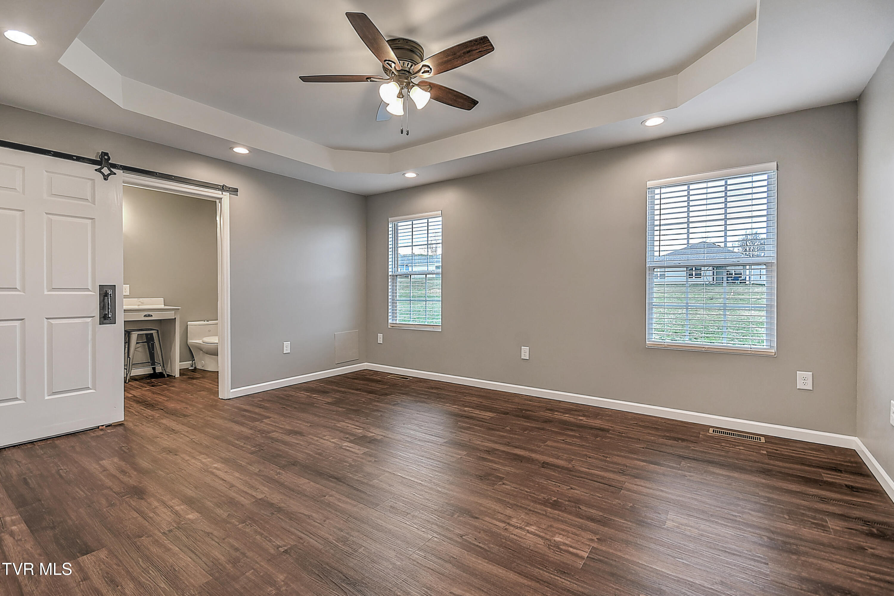 221 Thistle Drive, Bluff City, Tennessee image 10