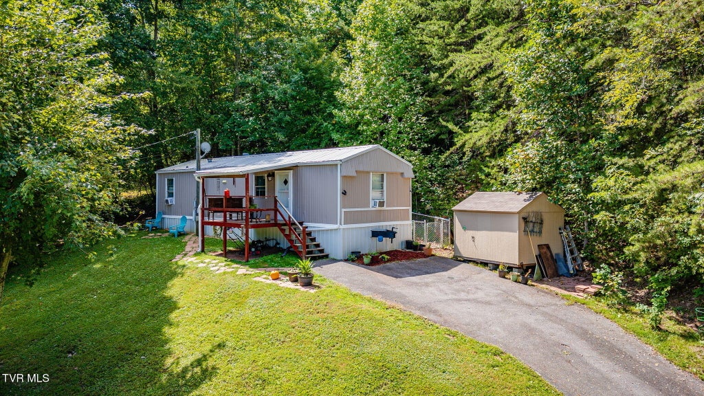 Photo of 178 Sarah Annie Drive, Johnson City, TN 37601 (MLS # 10000931)