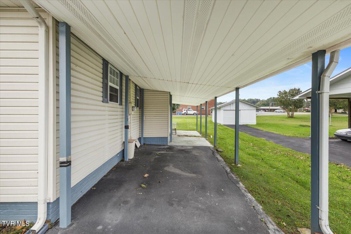 1312 Happy Valley Street, Elizabethton, Tennessee image 25