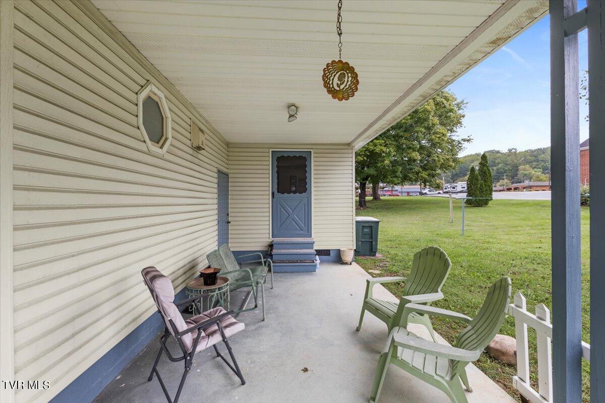 1312 Happy Valley Street, Elizabethton, Tennessee image 26