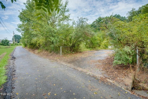 Vacant Land For Sale - 1312 Saratoga Road<br/> Sullivan County, Kingsport, TN 37660