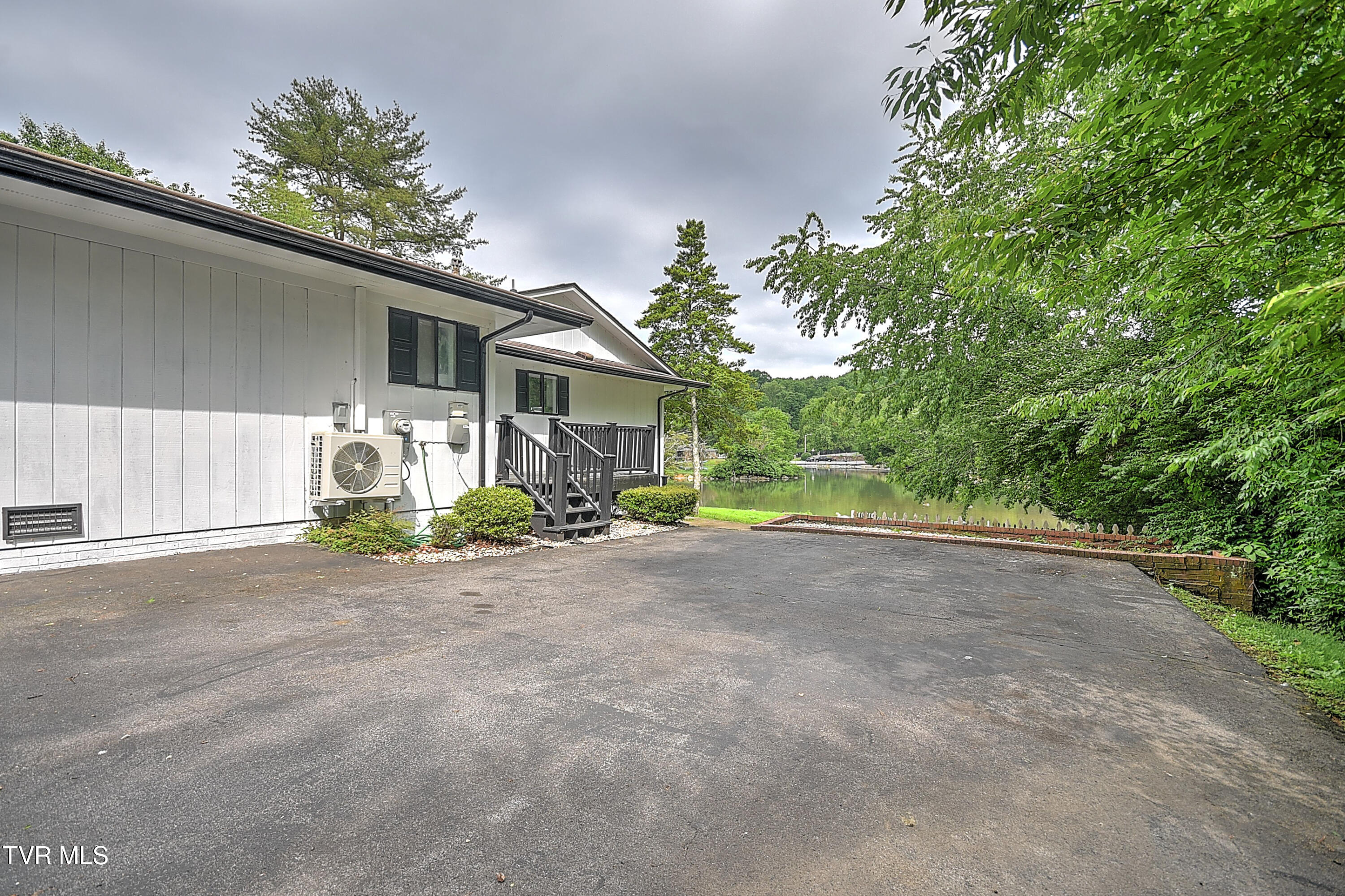 28 Kingsbridge Street, Bristol, Tennessee image 3
