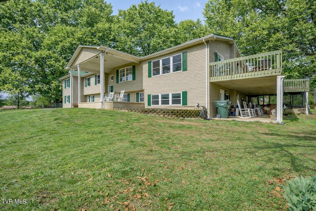 Photo of 6181 Poplar Springs Road, Greeneville, TN 37743 (MLS # 9992661)