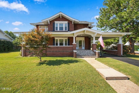 Photo of 608 Love Street, Erwin, TN 37650 (MLS # 10000788)