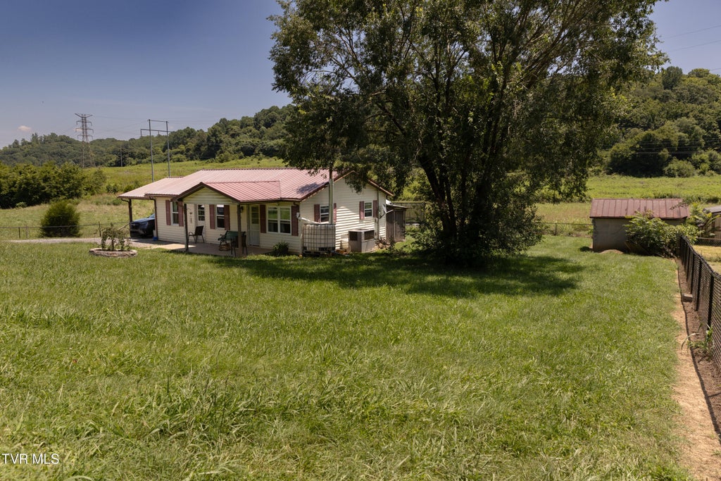 Photo of 631 Lee Valley Road, Whitesburg, TN 37891 (MLS # 9998977)