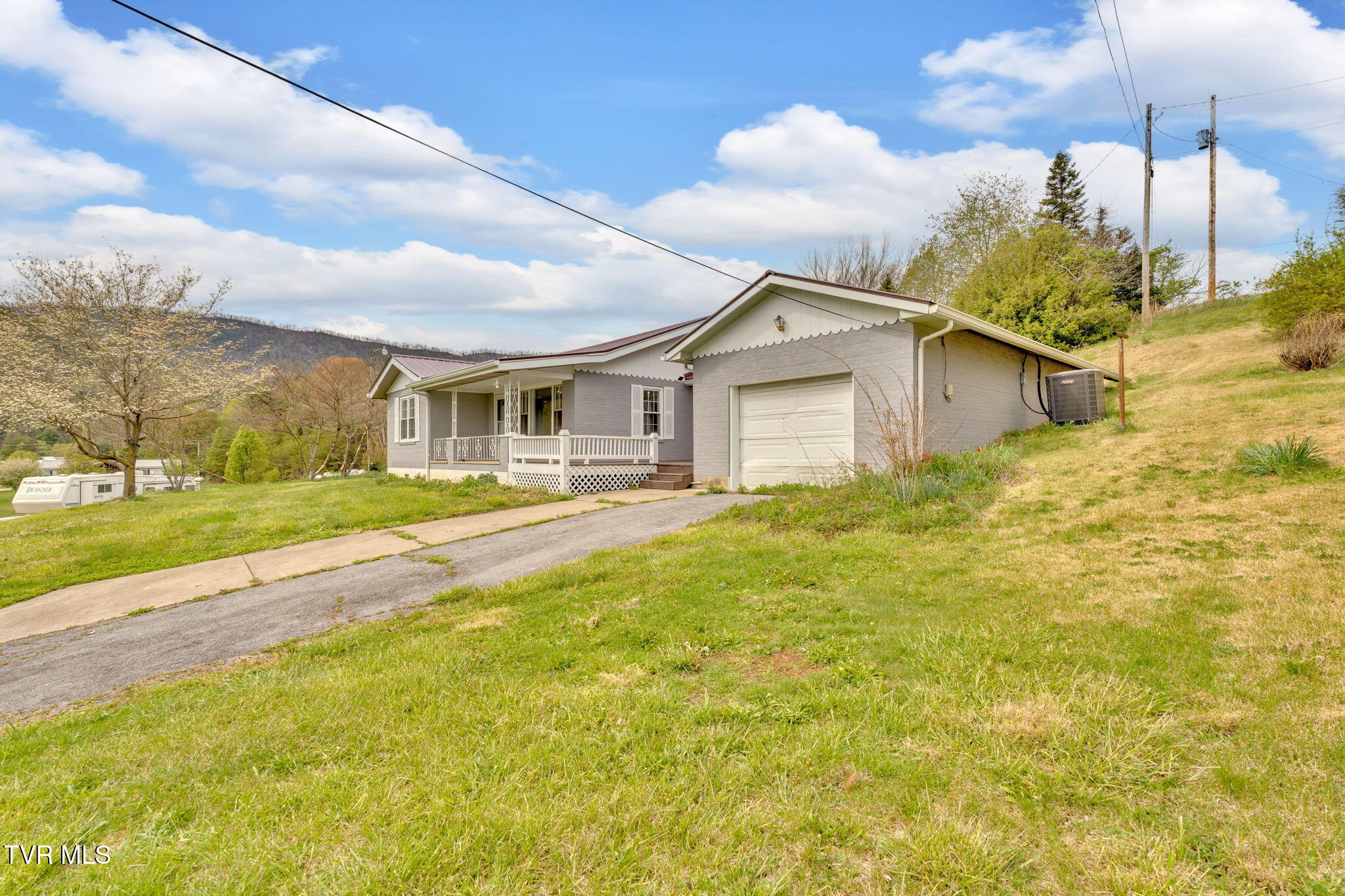 460 Piercetown Road, Butler, Tennessee image 5