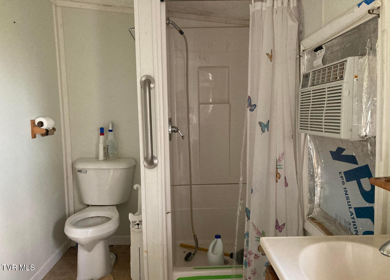 329 Cypress Street, Mount Carmel, Tennessee image 8