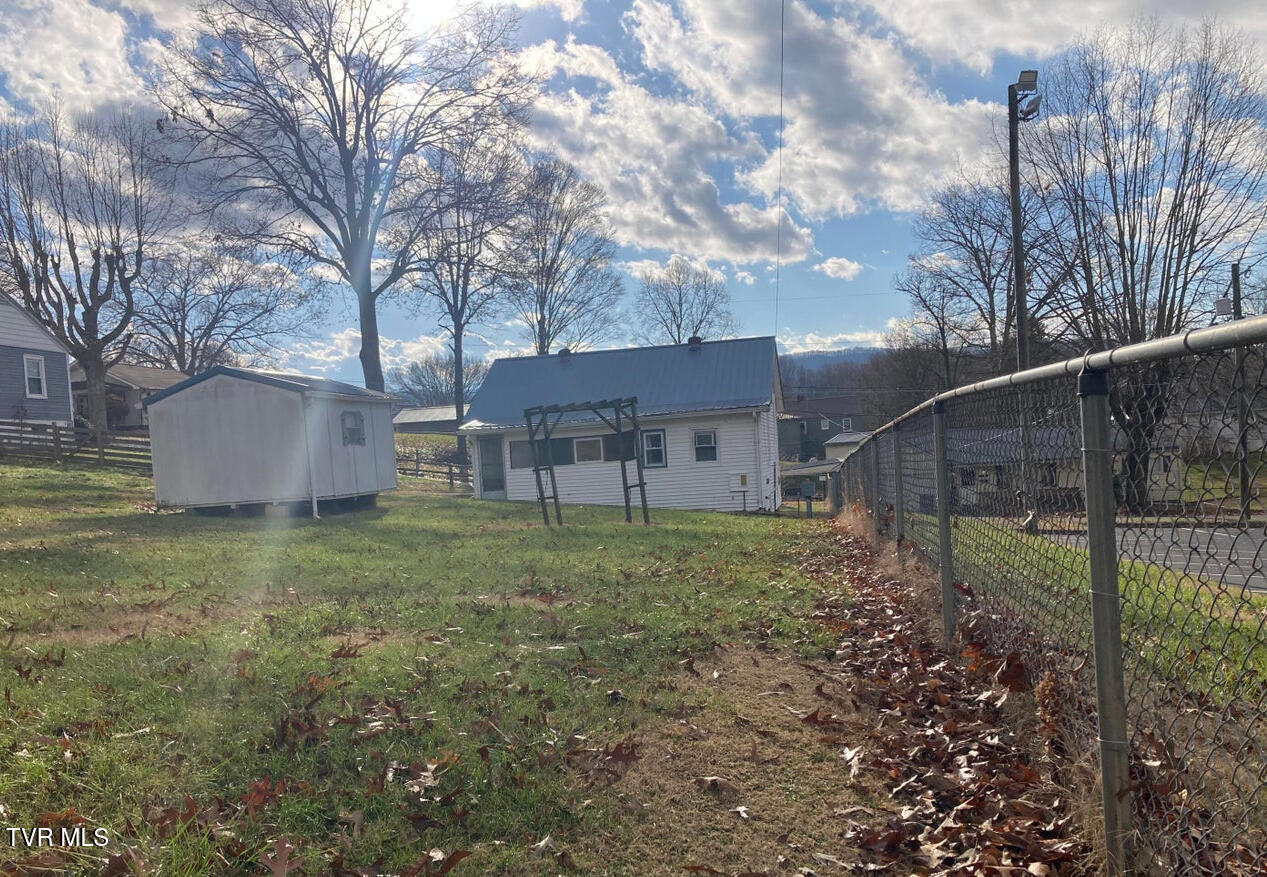 329 Cypress Street, Mount Carmel, Tennessee image 16