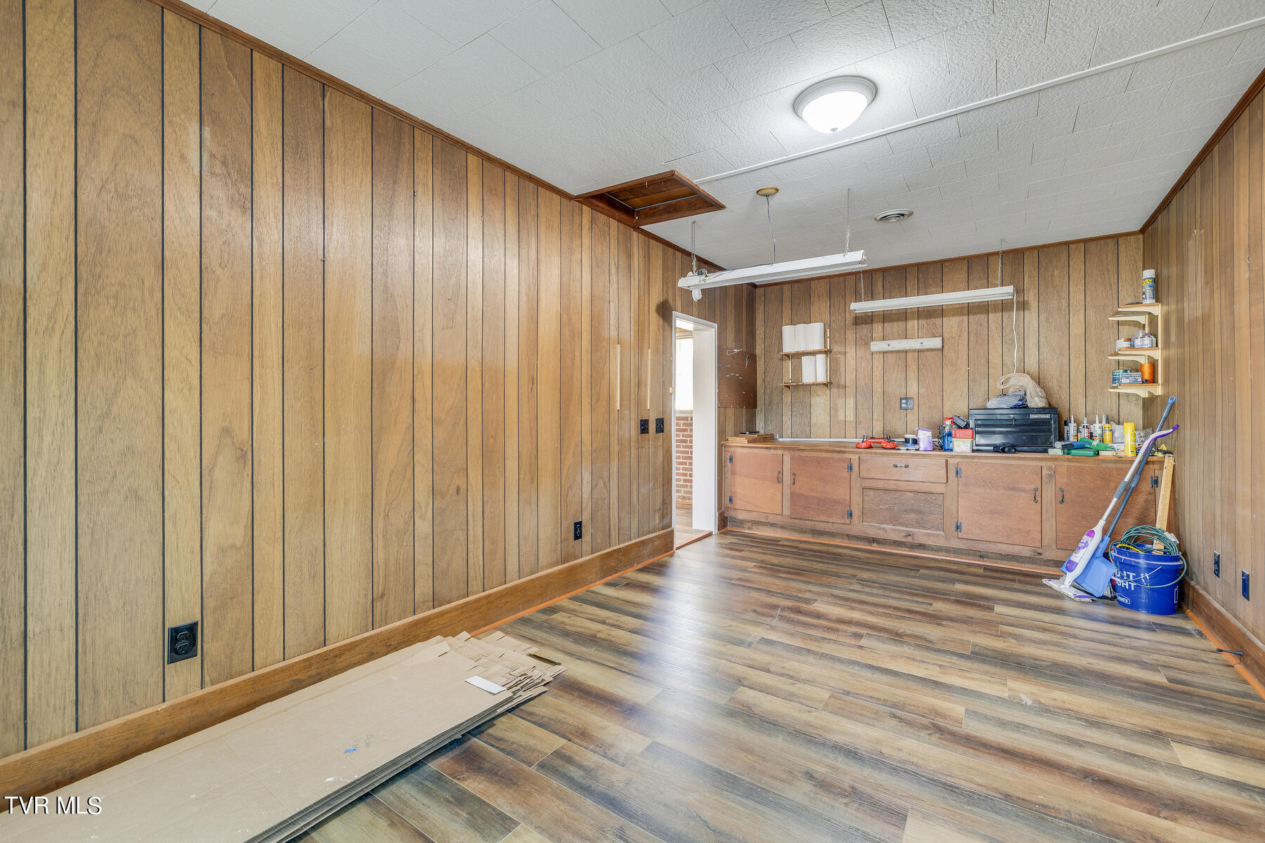 100 Cross Street, Erwin, Tennessee image 31