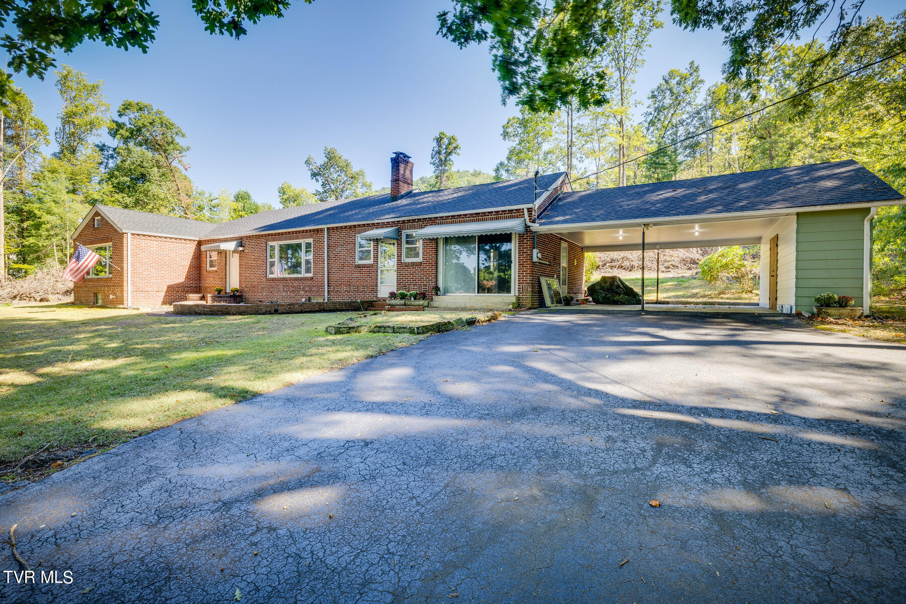 100 Cross Street, Erwin, Tennessee image 3