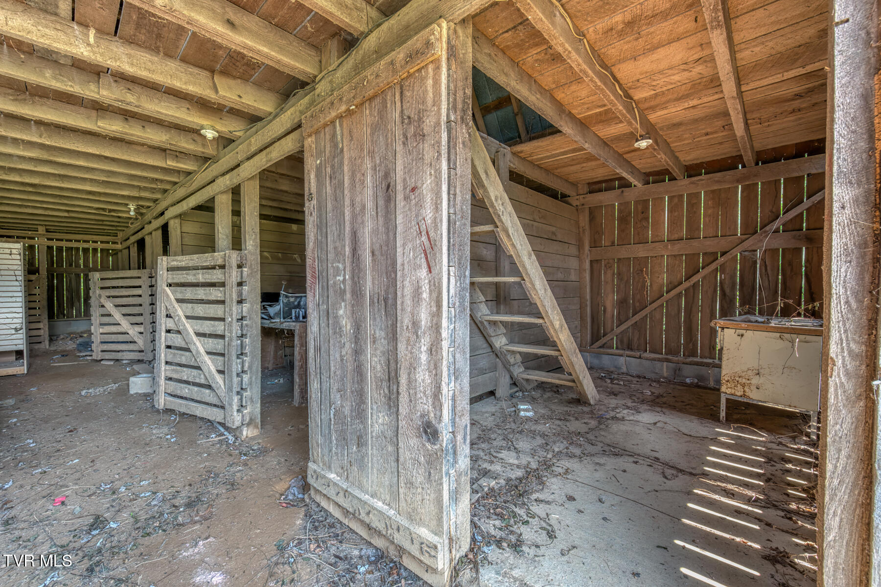 963 Church Road, Fall Branch, Tennessee image 13