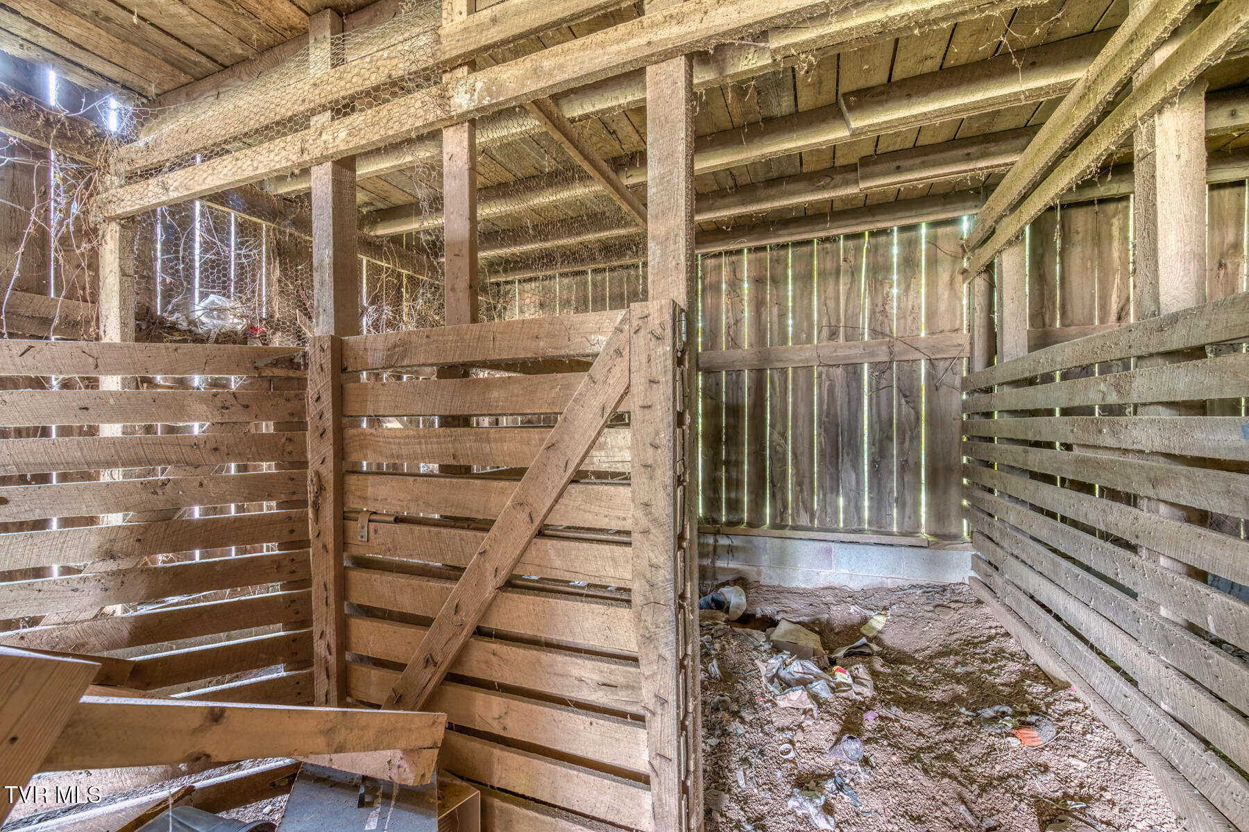963 Church Road, Fall Branch, Tennessee image 17
