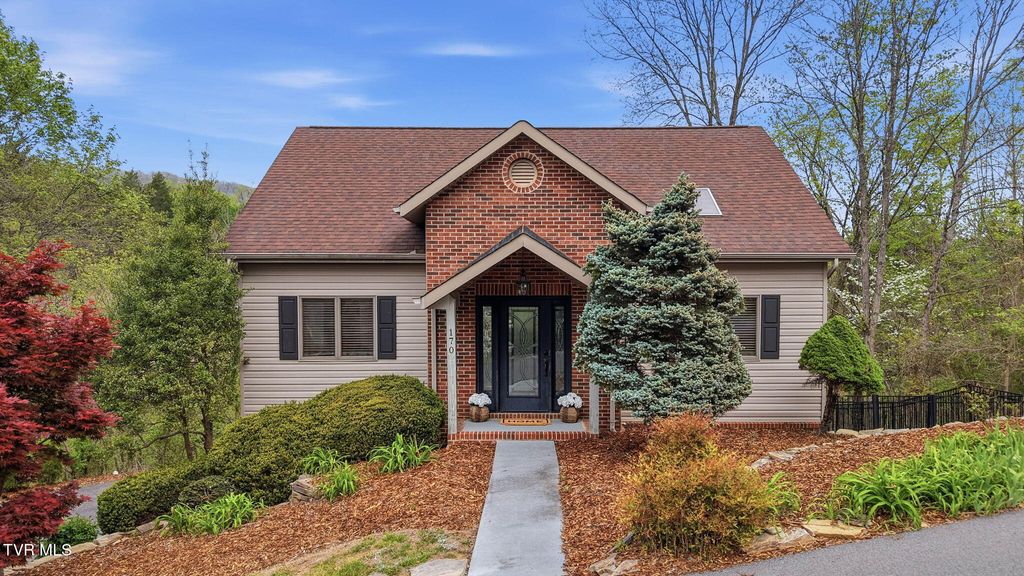 Photo of 170 Aston Court, Kingsport, TN 37660 (MLS # 9994013)