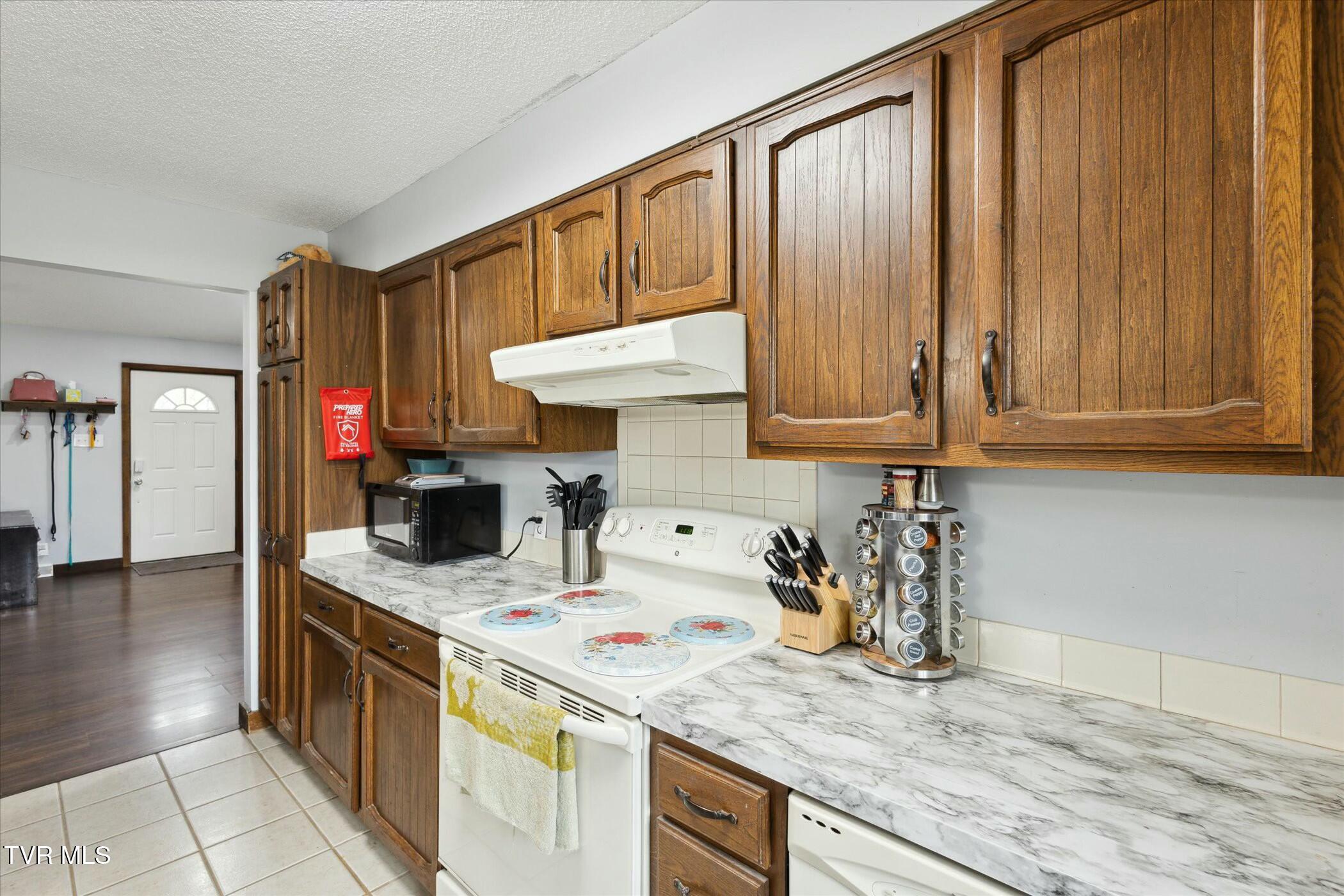 265 Holston Drive Lane, Weber City, Virginia image 12