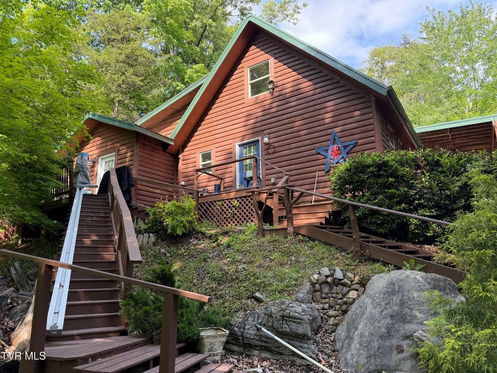Photo of 186 Raspberry Ridge Road, Johnson City, TN 37601 (MLS # 9995310)