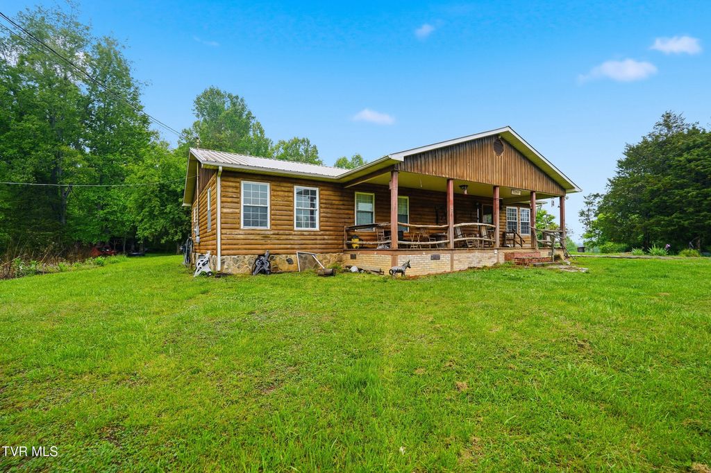 Photo of 3081 Ervintown Road, Castlewood, VA 24224 (MLS # 9995140)