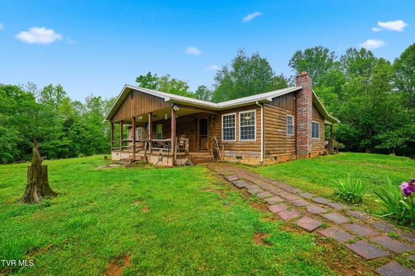 3081 ERVINTOWN RD, CASTLEWOOD, VA 24224 - Image b850e9de2a994440b3a3c4d3bbe9ea4f/2476534775