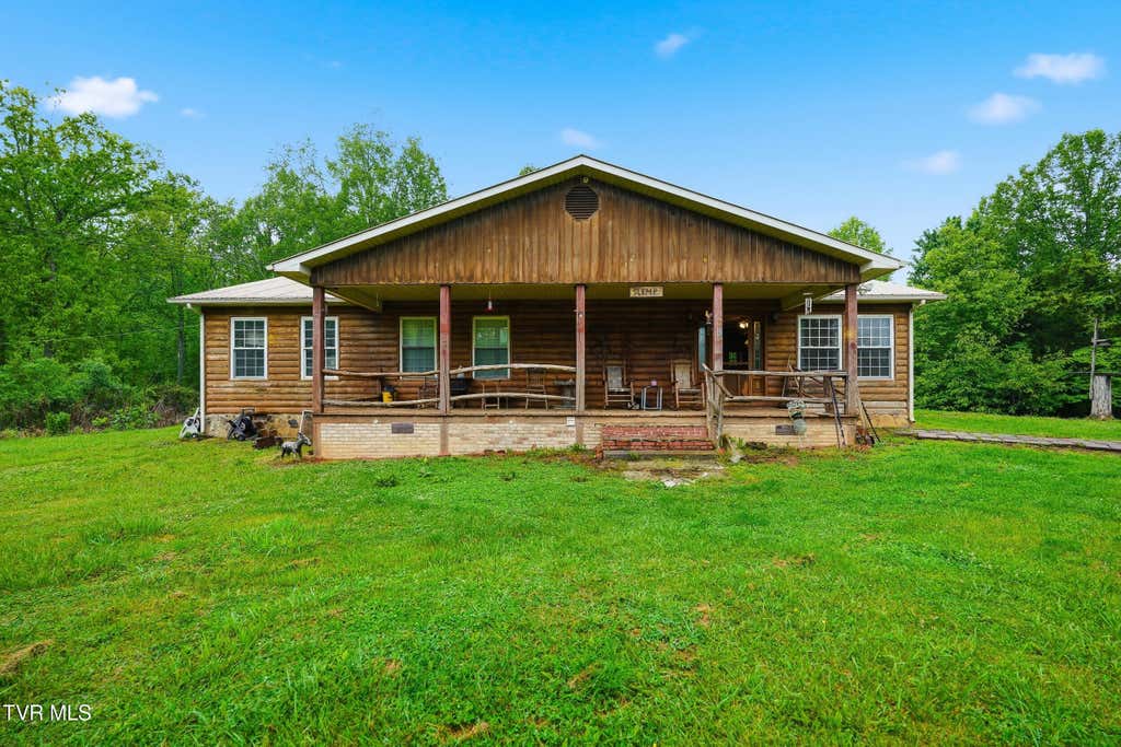 Photo of 3081 Ervintown Road, Castlewood, VA 24224 (MLS # 9995140)