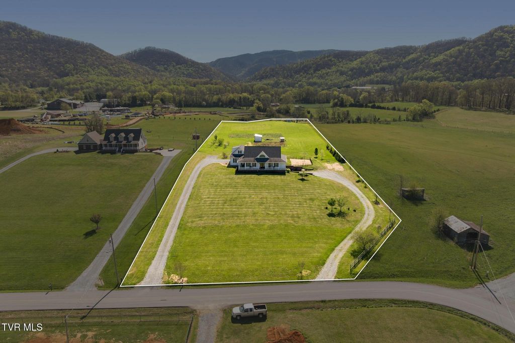 Photo of 322 Arrowood Road, Jonesborough, TN 37659 (MLS # 9993713)