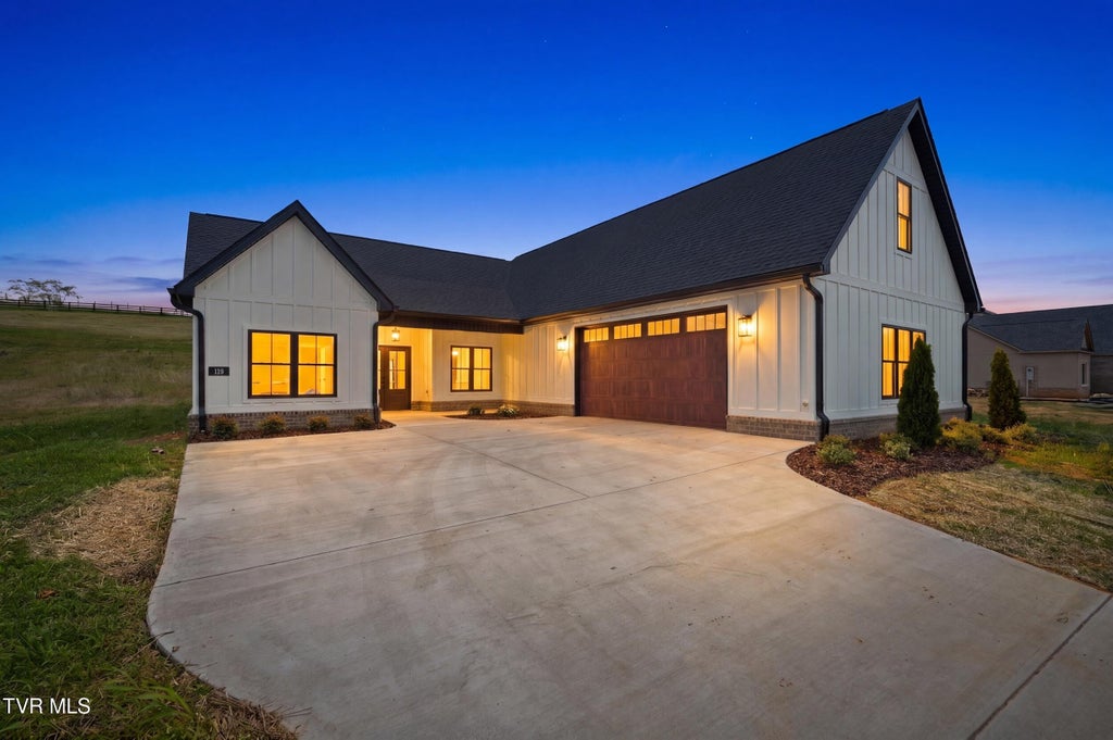 Photo of 118 Hulse Road, Jonesborough, TN 37659 (MLS # 9998549)