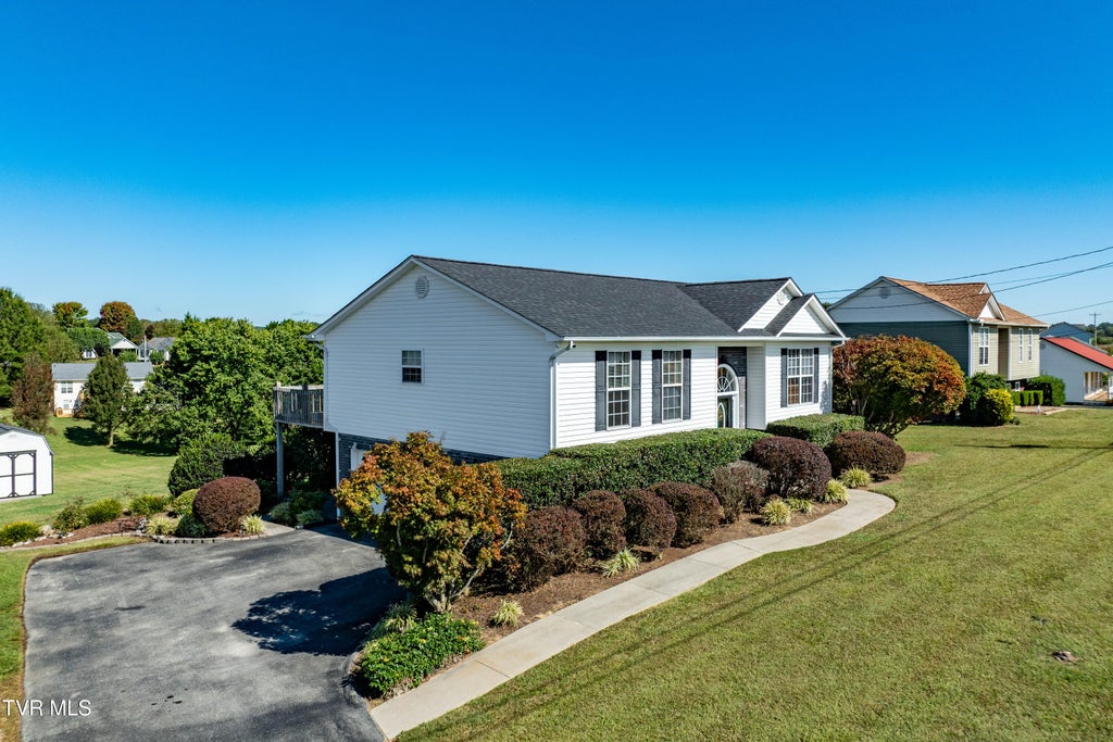 Photo of 1238 Bowmantown Road, Limestone, TN 37681 (MLS # 10001819)