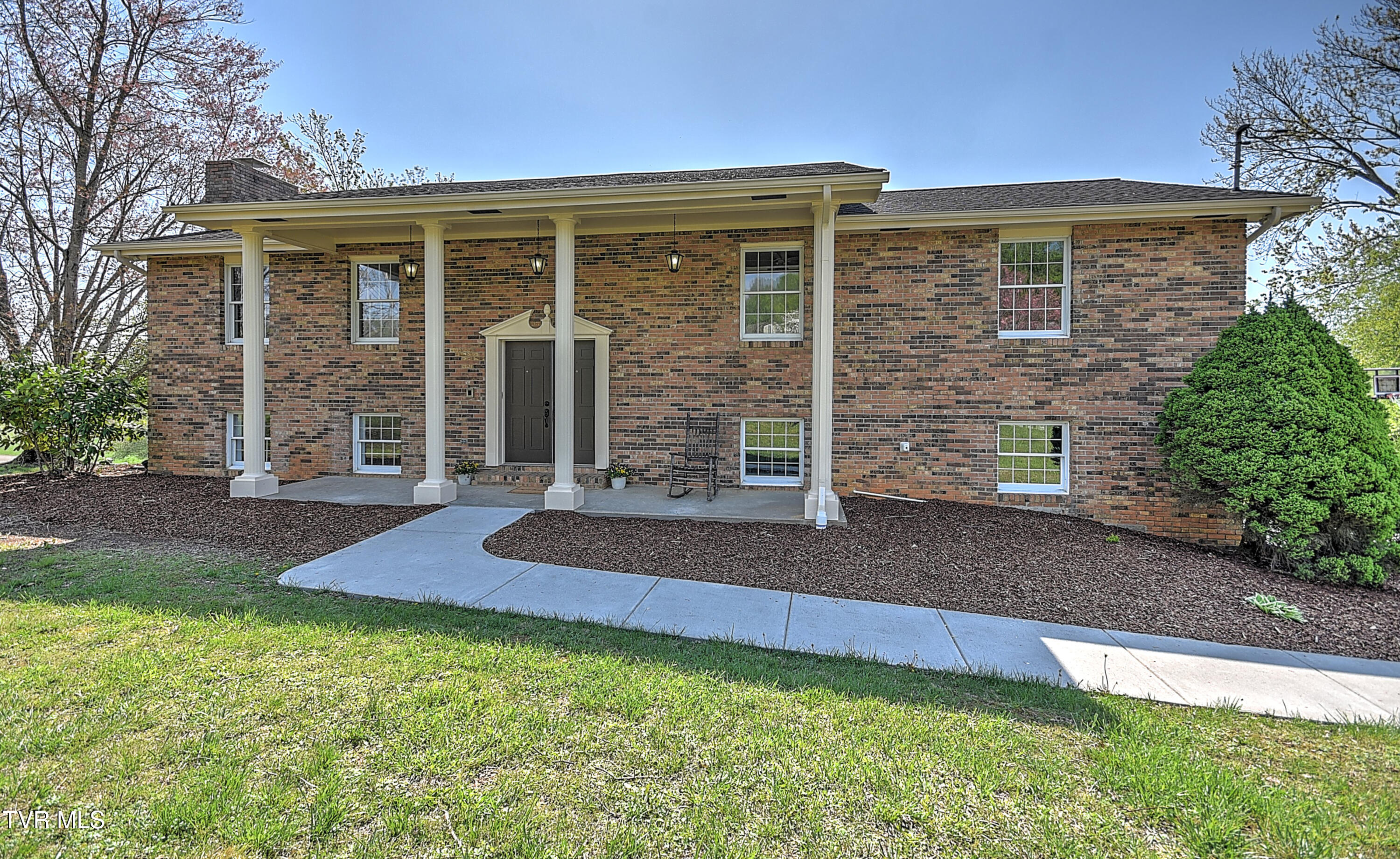 4828 Lake Park Court, Kingsport, Tennessee image 4