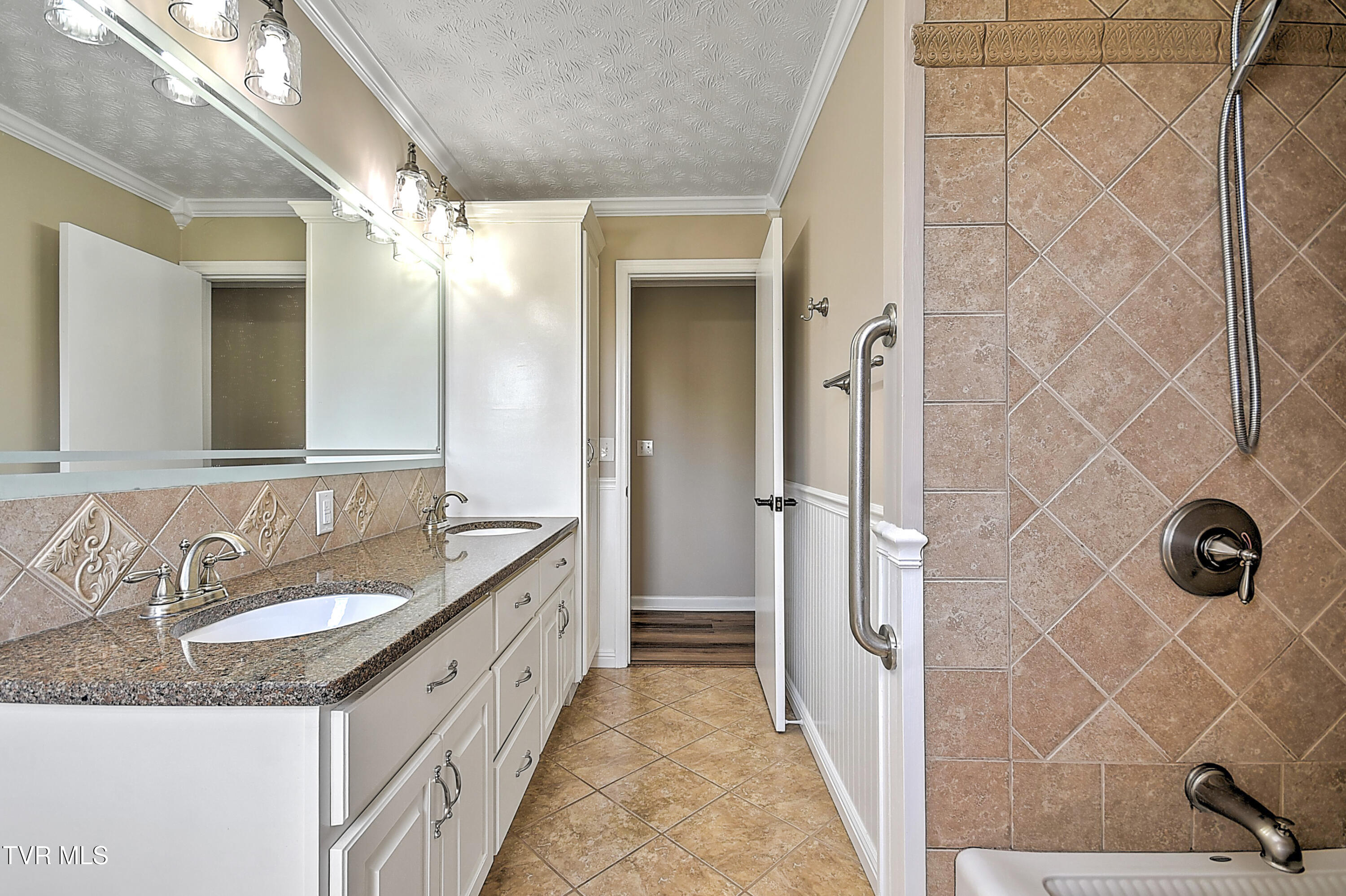 4828 Lake Park Court, Kingsport, Tennessee image 30